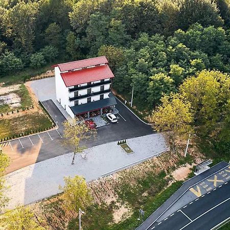 Sobe Kod Bakija Bed & Breakfast Karlovac Exterior photo